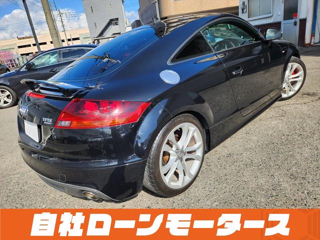 ＴＴクーペ ２．０ＴＦＳＩ　クワトロ　Ｓラインパッケージ　ハーフレザーシート　パワーシート　ナビ　フルセグ　Ｂｌｕｅｔｏｏｔｈ　ＤＶＤ　ＭＳＶ　１８インチＡＷ　オートスポイラー　ステアリングリモコン　革巻きステアリング　オートＨＩＤライト（41枚目）