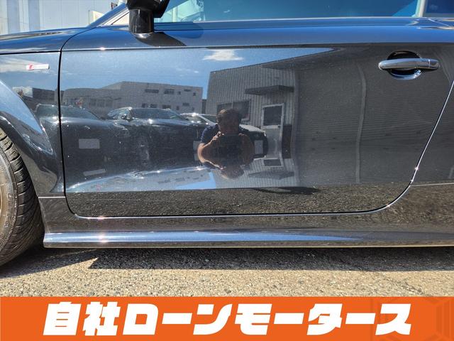 ＴＴクーペ ２．０ＴＦＳＩ　クワトロ　Ｓラインパッケージ　ハーフレザーシート　パワーシート　ナビ　フルセグ　Ｂｌｕｅｔｏｏｔｈ　ＤＶＤ　ＭＳＶ　１８インチＡＷ　オートスポイラー　ステアリングリモコン　革巻きステアリング　オートＨＩＤライト（44枚目）