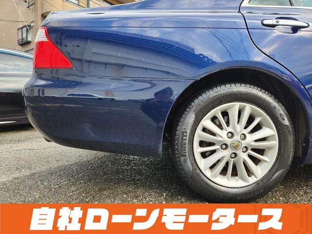 クラウン ロイヤルサルーン　ダークブルーマイカ　ナビ　フルセグ　ＭＳＶ　バックカメラ　クルーズコントロール　オートＨＩＤヘッドライト　フォグランプ　パワーシート　ステアリングリモコン　１６インチＡＷ　電動格納式ミラー（35枚目）