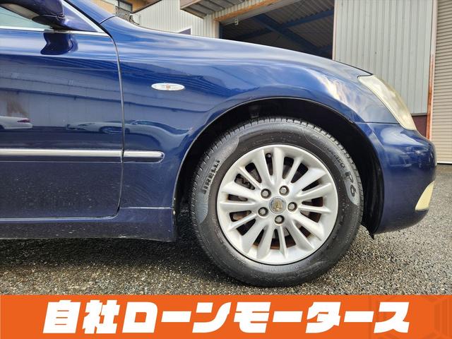 クラウン ロイヤルサルーン　ダークブルーマイカ　ナビ　フルセグ　ＭＳＶ　バックカメラ　クルーズコントロール　オートＨＩＤヘッドライト　フォグランプ　パワーシート　ステアリングリモコン　１６インチＡＷ　電動格納式ミラー（38枚目）