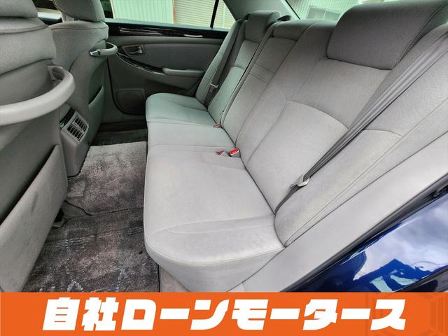 クラウン ロイヤルサルーン　ダークブルーマイカ　ナビ　フルセグ　ＭＳＶ　バックカメラ　クルーズコントロール　オートＨＩＤヘッドライト　フォグランプ　パワーシート　ステアリングリモコン　１６インチＡＷ　電動格納式ミラー（58枚目）