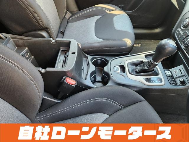 ジープ・チェロキー ロンジチュード　ブリリアントブラッククリスタルパール　ヒルスタートアシスト　ナビ　フルセグ　Ｂｌｕｅｔｏｏｔｈ　ＳＤ　ＬＥＤフォグランプ　リアフォグランプ　クルーズコントロール　パドルシフト　革巻きステアリング（72枚目）