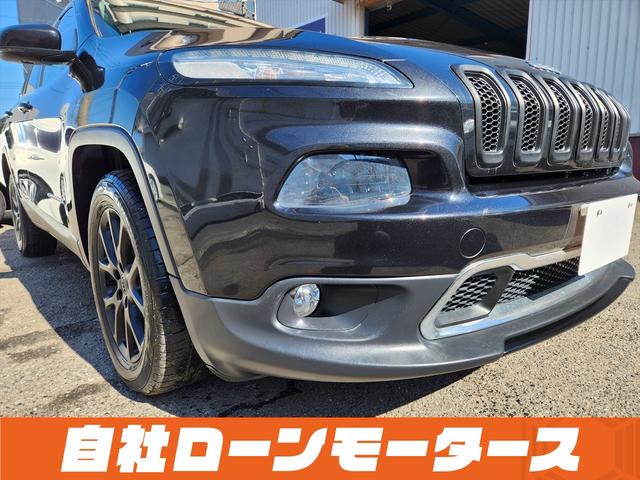 ジープ・チェロキー ロンジチュード　ブリリアントブラッククリスタルパール　ヒルスタートアシスト　ナビ　フルセグ　Ｂｌｕｅｔｏｏｔｈ　ＳＤ　ＬＥＤフォグランプ　リアフォグランプ　クルーズコントロール　パドルシフト　革巻きステアリング（73枚目）