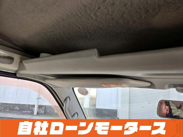 ハイゼットカーゴ ＤＸ　オフホワイト　５速ミッション　マッドブラックルーフ塗装　ハイルーフ　ダブルエアバッグ　エアコン　パワステ　パワーウィンドウ　両側スライドドア　キーレスエントリー　フロアマット　ドアバイザー（45枚目）