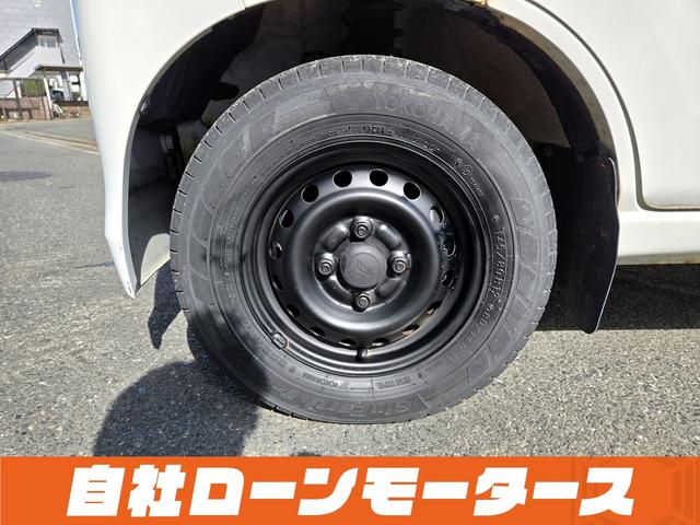 ハイゼットカーゴ ＤＸ　オフホワイト　５速ミッション　マッドブラックルーフ塗装　ハイルーフ　ダブルエアバッグ　エアコン　パワステ　パワーウィンドウ　両側スライドドア　キーレスエントリー　フロアマット　ドアバイザー（54枚目）