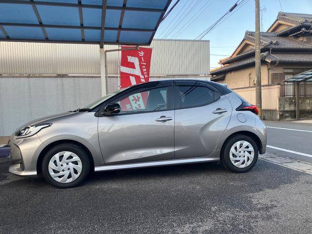 ヤリス Ｇ　ワンオーナー　禁煙車　車検整備渡し　全方位カメラ　前後ソナー　ディスプレイオーディオ　Ｂｌｕｅｔｏｏｔｈ　テレビ　ＥＴＣ　ＬＥＤライト　車線逸脱防止装置　両席シートヒーター　スペアキー（9枚目）