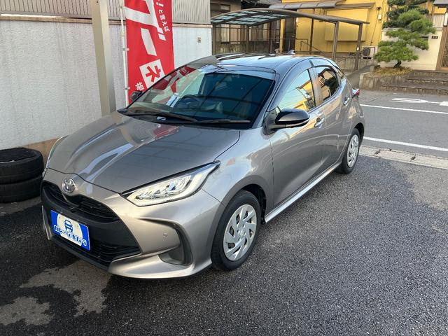 ヤリス Ｇ　ワンオーナー　禁煙車　車検整備渡し　全方位カメラ　前後ソナー　ディスプレイオーディオ　Ｂｌｕｅｔｏｏｔｈ　テレビ　ＥＴＣ　ＬＥＤライト　車線逸脱防止装置　両席シートヒーター　スペアキー（52枚目）