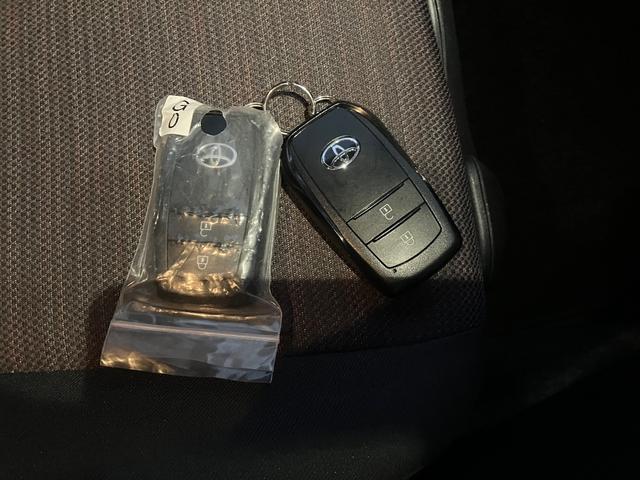 ヤリス Ｇ　ワンオーナー　禁煙車　車検整備渡し　全方位カメラ　前後ソナー　ディスプレイオーディオ　Ｂｌｕｅｔｏｏｔｈ　テレビ　ＥＴＣ　ＬＥＤライト　車線逸脱防止装置　両席シートヒーター　スペアキー（62枚目）