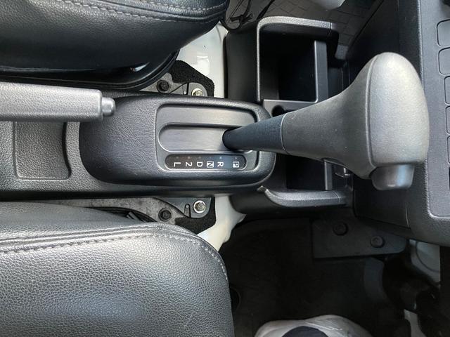 ハイゼットトラック ジャンボ　２ＷＤ　ＬＥＤライト　ナビ　テレビ　Ｂｌｕｅｔｏｏｔｈ　ＥＴＣ　合皮シートカバー　タイヤ新品　スパレスター　作業灯　荷台ゴムマット　パワステ　パワーウィンド　スペアキー　車検受済み（8枚目）