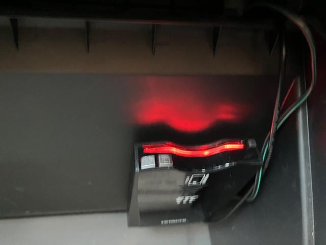 ハイゼットトラック ジャンボ　２ＷＤ　ＬＥＤライト　ナビ　テレビ　Ｂｌｕｅｔｏｏｔｈ　ＥＴＣ　合皮シートカバー　タイヤ新品　スパレスター　作業灯　荷台ゴムマット　パワステ　パワーウィンド　スペアキー　車検受済み（9枚目）