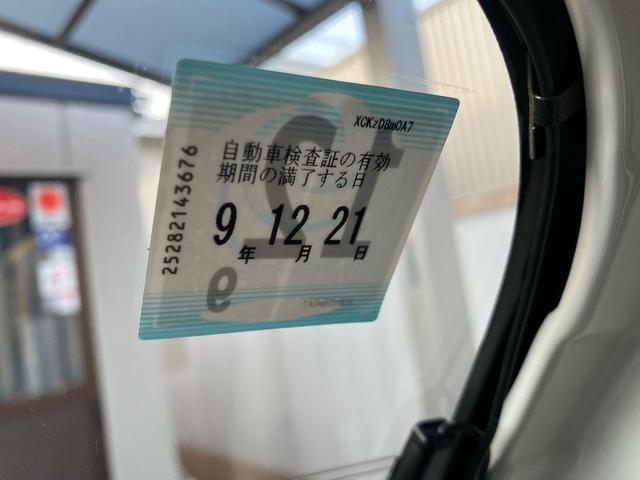 ハイゼットトラック ジャンボ　２ＷＤ　ＬＥＤライト　ナビ　テレビ　Ｂｌｕｅｔｏｏｔｈ　ＥＴＣ　合皮シートカバー　タイヤ新品　スパレスター　作業灯　荷台ゴムマット　パワステ　パワーウィンド　スペアキー　車検受済み（12枚目）