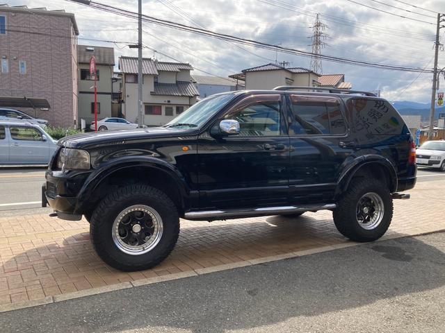 エクスプローラー エディバウアー　ディーラー車　右ハンドル　リフトアップ　１ナンバー　ディスプレイオーディオ　バックモニター　バイパーセキュリティ　社外マフラー　　記録簿（8枚目）