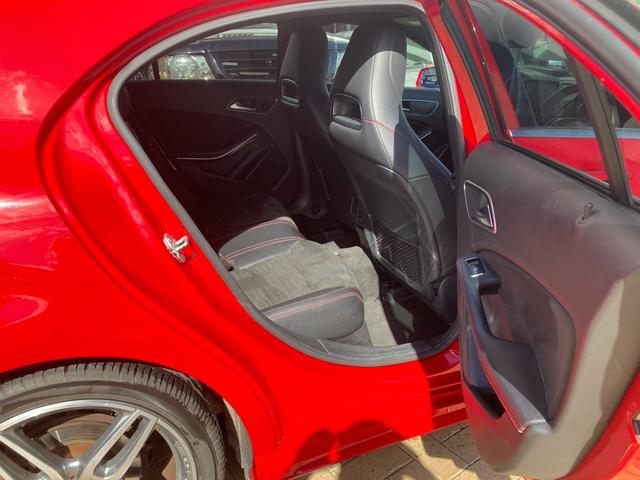 Ａクラス Ａ１８０　スポーツ　セーフティパッケージ　ハーフレザー　バックモニター　ＥＴＣ　ディーラー車　右ハンドル（10枚目）