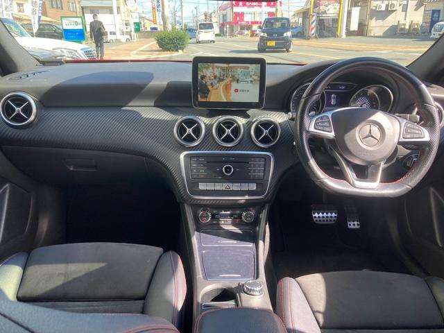 Ａクラス Ａ１８０　スポーツ　セーフティパッケージ　ハーフレザー　バックモニター　ＥＴＣ　ディーラー車　右ハンドル（13枚目）