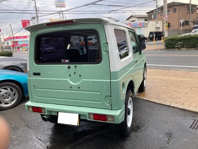 ジムニー ランドベンチャー 全塗装 シートカバー ETC 社外マフラー(3枚目)