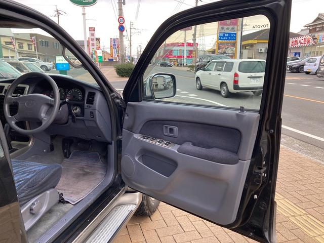 ハイラックスサーフ SSR-X 女性ワンオーナー ガソリン(10枚目)