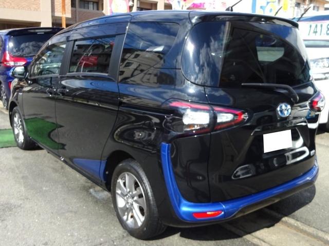 シエンタ ハイブリッドＧ　ＳＤナビ　地デジ　Ｂカメラ　Ｂｌｕｅｔｏｏｔｈ　衝突被害軽減　車線逸脱防止　スマートキー　プッシュスタート　ＬＥＤライト＆フォグ　７人乗り　純正１５アルミ　ＥＴＣ　両側自動ドア　全国対応２年保証（5枚目）