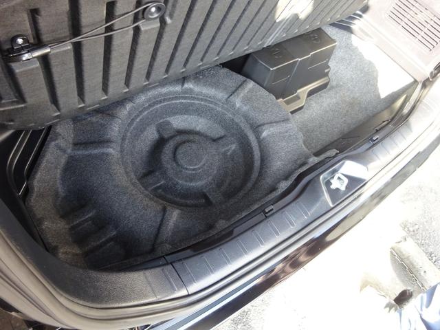 エスクァイア ハイブリッドＧｉ　９型ＳＤナビ　地デジ　Ｂカメ　Ｂｌｕｅｔｏｏｔｈ　衝突被害軽減　車線逸脱防止　クルコン　革シートヒーター　Ｄレコ　前後ＵＳＢポート　ＬＥＤライト　スマートキー　社外ＡＷ　両側自動ドア　全国対応２年保証（13枚目）