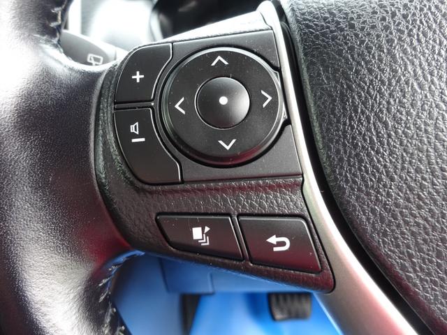 ヴォクシー ハイブリッドＶ　９型ＳＤナビ　地デジ　Ｂカメラ　Ｂｌｕｅｔｏｏｔｈ　衝突被害軽減　車線逸脱防止　クルーズコントロール　シートヒーター　７人乗り　ＬＥＤライト　スマートキー　アルミ　両側自動ドア　全国対応２年保証（23枚目）