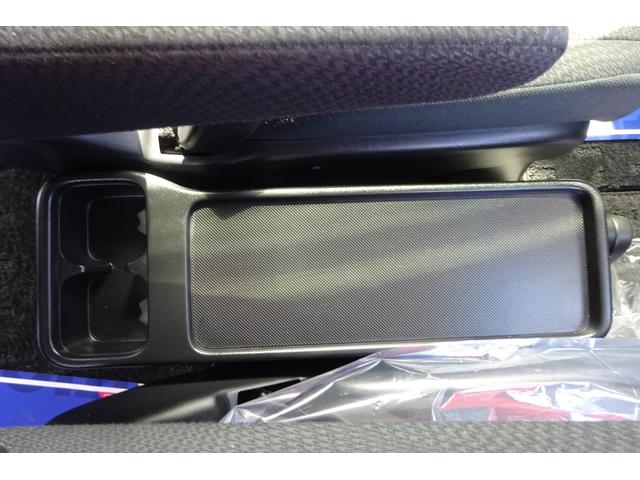 ステップワゴンスパーダ Ｚｉ　ＨＤＤインターナビ　地デジ　後席モニター　全周囲カメラ　アダプティブクルコン　ＣＭＢＳ　ＵＳＢポート　サイド＆カーテンエアバック　８人乗り　スマートキー　１７ＡＷ　両側自動ドア　全国対応２年保証（35枚目）