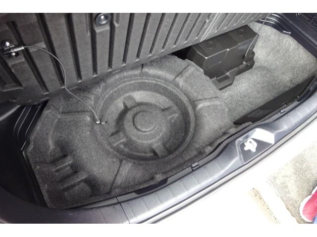 エスクァイア ハイブリッドＧｉ　ＳＤナビ　地デジ　Ｂカメラ　１１型後席モニター　Ｂｌｕｅｔｏｏｔｈ　衝突被害軽減　車線逸脱防止　クルコン　革シートヒーター　７人乗　ＬＥＤライト　スマートキー　ＡＷ　両側自動ドア　全国対応２年保証（12枚目）