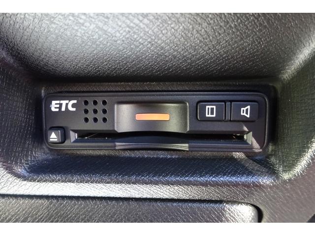 ステップワゴンスパーダ Ｓ　９型ＳＤナビ　地デジ　Ｂカメラ　クルーズコントロール　８人乗り　スマートキー　ＨＩＤライト　フォグライト　盗難防止装置　横滑り防止　ＥＴＣ　純正１６アルミ　両側自動ドア　全国対応２年保証（24枚目）