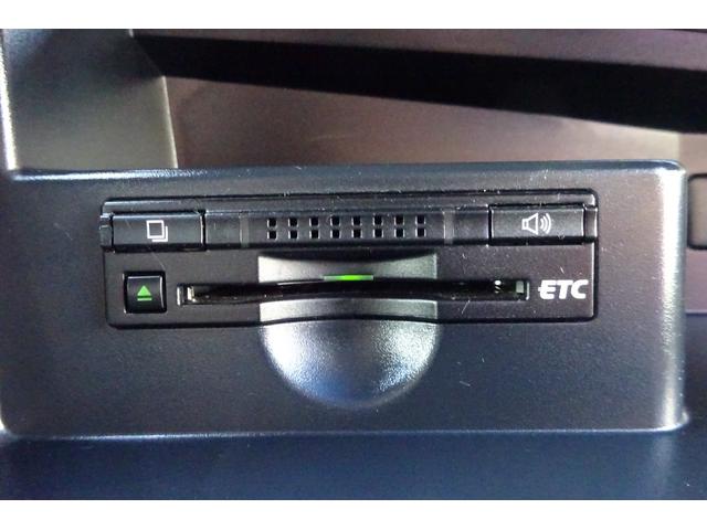 エスティマ アエラス　プレミアムエディション　８型ＳＤナビ　地デジ　Ｂカメラ　１１型後席モニター　Ｂｌｕｅｔｏｏｔｈ　クルコン　ハーフレザーシート　７人乗りオットマン　Ｐシート　ＨＩＤライト　スマートキー　１８ＡＷ　両側自動ドア　全国対応２年保証（27枚目）