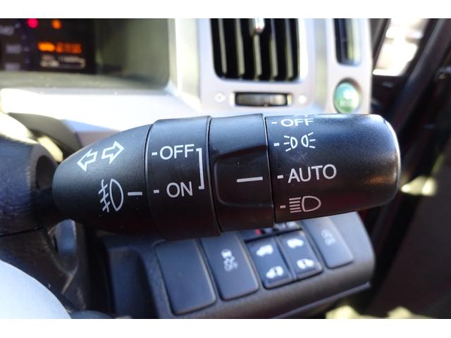 ステップワゴンスパーダ Z 9型SDナビ 地デジ Bカメラ 後席モニター Bluetooth クルーズコントロール スマートキー HIDライト 8人乗り 16AW 両側自動ドア 全国対応2年保証(27枚目)