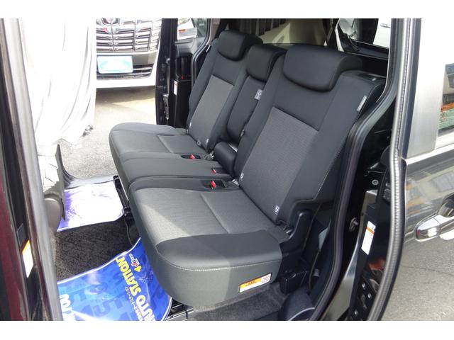 シエンタ ハイブリッド　ファンベースＧ　ＳＤナビ　地デジ　Ｂカメ　ＢＴ　衝突被害軽減　車線逸脱防止　クルコン　クリアランスソナー　シート＆ステアリングヒーター　ＵＳＢポート　前後Ｄレコ　スマートキー　１６ＡＷ　両側自動ドア　全国対応２年保証（8枚目）