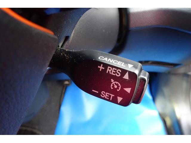 シエンタ ハイブリッド　ファンベースＧ　ＳＤナビ　地デジ　Ｂカメ　ＢＴ　衝突被害軽減　車線逸脱防止　クルコン　クリアランスソナー　シート＆ステアリングヒーター　ＵＳＢポート　前後Ｄレコ　スマートキー　１６ＡＷ　両側自動ドア　全国対応２年保証（18枚目）