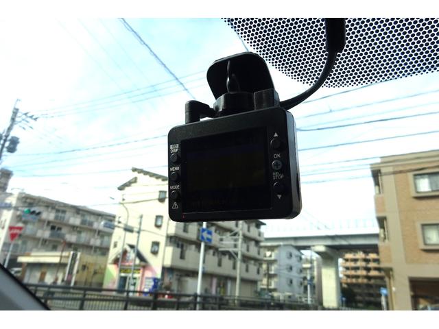 シエンタ ハイブリッド　ファンベースＧ　ＳＤナビ　地デジ　Ｂカメ　ＢＴ　衝突被害軽減　車線逸脱防止　クルコン　クリアランスソナー　シート＆ステアリングヒーター　ＵＳＢポート　前後Ｄレコ　スマートキー　１６ＡＷ　両側自動ドア　全国対応２年保証（20枚目）