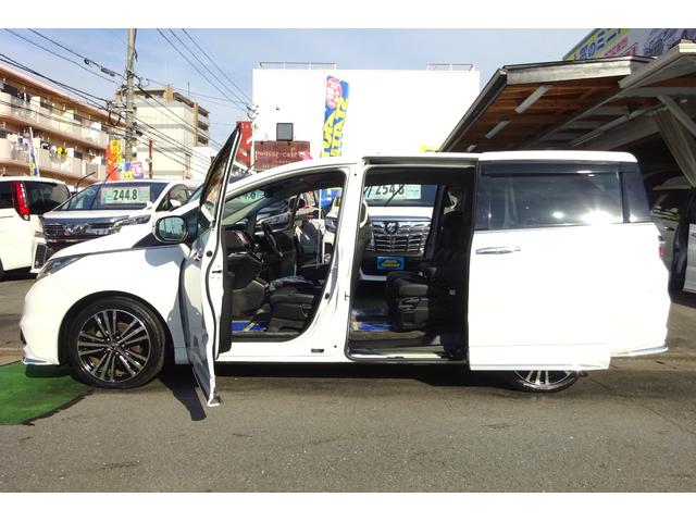 オデッセイ アブソルート・ＥＸホンダセンシング　ＳＤナビ　地デジ　Ｂカメラ　後席モニター　衝突被害軽減　車線逸脱防止　アダプティブクルコン　ＢＳＭ　ハーフレザーパワーシート　７人乗オットマン　ＵＳＢポート　１８ＡＷ　両側自動ドア　全国対応２年保証（4枚目）