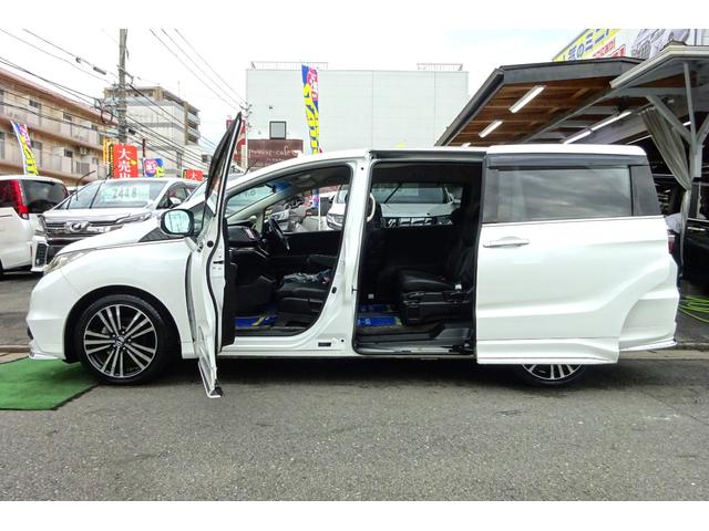 オデッセイ アブソルート・EXホンダセンシング SDナビ 地デジ Bカメラ 後席モニター 衝突被害軽減 車線逸脱防止 アダプティブクルコン BSM ハーフレザーパワーシート 7人乗りオットマン LEDライト 18AW 両側自動ドア 全国対応2年保証(4枚目)