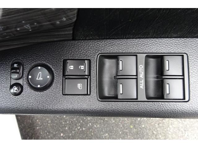 オデッセイ アブソルート・EXホンダセンシング SDナビ 地デジ Bカメラ 後席モニター 衝突被害軽減 車線逸脱防止 アダプティブクルコン BSM ハーフレザーパワーシート 7人乗りオットマン LEDライト 18AW 両側自動ドア 全国対応2年保証(34枚目)