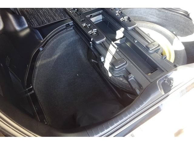 ヴェルファイア ２．５Ｚ　１０型ＳＤナビ　地デジ　Ｂカメラ　１２．１型後席モニター　ＢＴ　レーダークルーズ　衝突被害軽減　車線逸脱防止　ＨＤＭＩ　ＵＳＢポート　Ｄレコ　７人乗オットマン　１８ＡＷ　両側自動ドア　全国対応２年保証（13枚目）