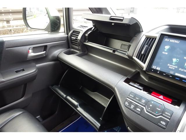 ステップワゴン 9型SDナビ 地デジ Bカメラ BT クルーズコントロール レザー調シートカバー 8人乗り 前後ドラレコ スマートキー HIDライト&フォグ 社外15アルミ 両側自動ドア 全国対応2年保証(31枚目)