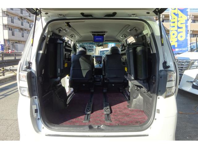 ヴェルファイア ２．４Ｚ　ゴールデンアイズＩＩ　アルパイン９型ＳＤナビ　地デジ　Ｂカメラ　後席モニター　ＢＴ　ＵＳＢ　クルコン　クリアランスソナー　ハーフレザーシート　７人乗りオットマン　パワーバックドア　両側自動ドア　全国対応２年保証（12枚目）