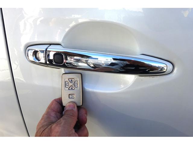 ヴェルファイア ２．４Ｚ　ゴールデンアイズＩＩ　アルパイン９型ＳＤナビ　地デジ　Ｂカメラ　後席モニター　ＢＴ　ＵＳＢ　クルコン　クリアランスソナー　ハーフレザーシート　７人乗りオットマン　パワーバックドア　両側自動ドア　全国対応２年保証（27枚目）