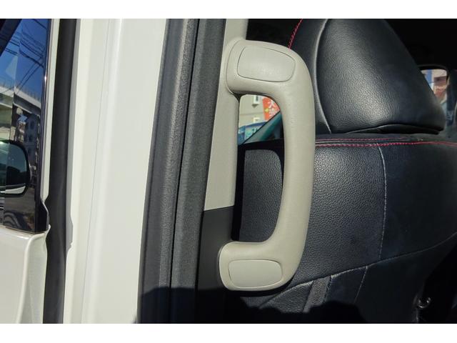 ヴェルファイア ２．４Ｚ　ゴールデンアイズＩＩ　アルパイン９型ＳＤナビ　地デジ　Ｂカメラ　後席モニター　ＢＴ　ＵＳＢ　クルコン　クリアランスソナー　ハーフレザーシート　７人乗りオットマン　パワーバックドア　両側自動ドア　全国対応２年保証（29枚目）