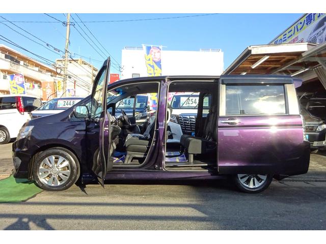 ステップワゴンスパーダ Ｚ　９型ＳＤナビ　地デジ　Ｂカメラ　後席モニター　最終型　クルーズコントロール　スマートキー　ＨＩＤライト　８人乗り　１６アルミ　両側自動ドア　全国対応２年保証（4枚目）