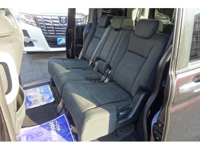 ステップワゴンスパーダ Ｚ　９型ＳＤナビ　地デジ　Ｂカメラ　後席モニター　最終型　クルーズコントロール　スマートキー　ＨＩＤライト　８人乗り　１６アルミ　両側自動ドア　全国対応２年保証（8枚目）