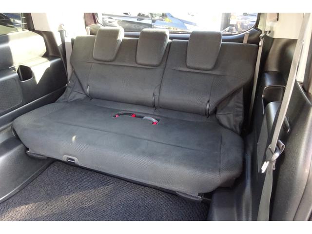 ステップワゴンスパーダ Ｚ　９型ＳＤナビ　地デジ　Ｂカメラ　後席モニター　最終型　クルーズコントロール　スマートキー　ＨＩＤライト　８人乗り　１６アルミ　両側自動ドア　全国対応２年保証（9枚目）