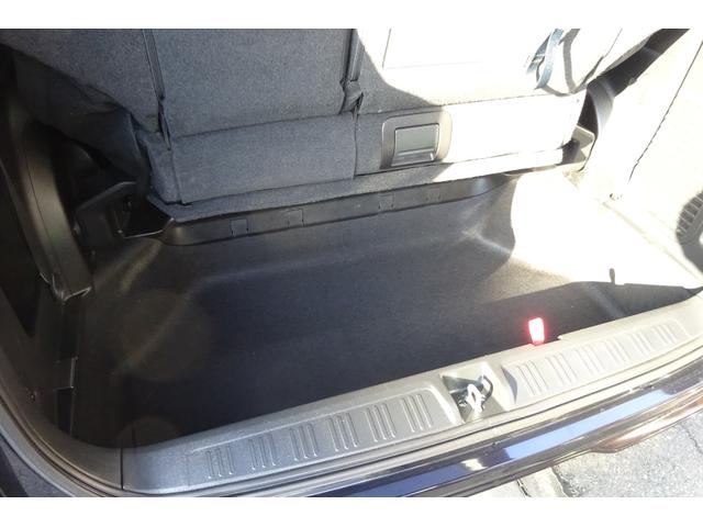 ステップワゴンスパーダ Ｚ　９型ＳＤナビ　地デジ　Ｂカメラ　後席モニター　最終型　クルーズコントロール　スマートキー　ＨＩＤライト　８人乗り　１６アルミ　両側自動ドア　全国対応２年保証（12枚目）