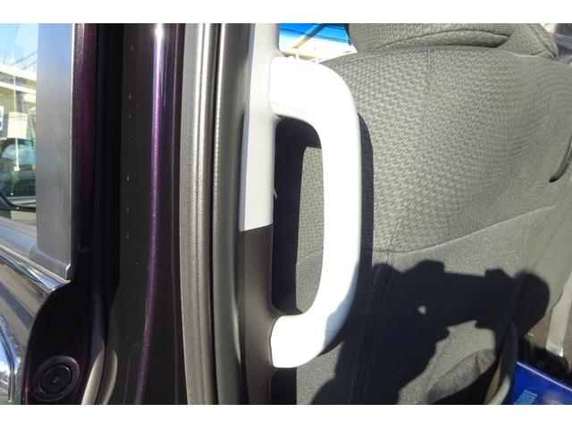 ステップワゴンスパーダ Ｚ　９型ＳＤナビ　地デジ　Ｂカメラ　後席モニター　最終型　クルーズコントロール　スマートキー　ＨＩＤライト　８人乗り　１６アルミ　両側自動ドア　全国対応２年保証（25枚目）