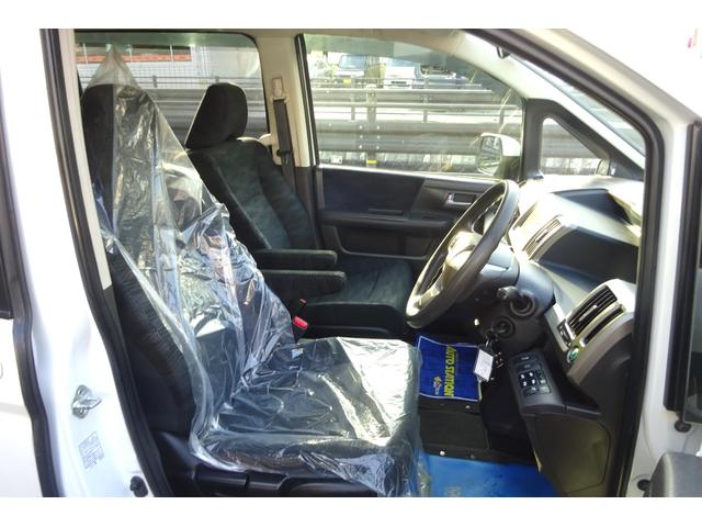 ステップワゴン Ｇ　インターナビＥセレクション　ＨＤＤインターナビ　地デジ　Ｂカメラ　後席モニター　クルーズコントロール　アイドリングストップ　ＵＳＢポート　純正カーテン　８人乗り　両側自動ドア　全国対応２年保証（7枚目）