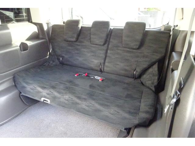 ステップワゴン Ｇ　インターナビＥセレクション　ＨＤＤインターナビ　地デジ　Ｂカメラ　後席モニター　クルーズコントロール　アイドリングストップ　ＵＳＢポート　純正カーテン　８人乗り　両側自動ドア　全国対応２年保証（9枚目）