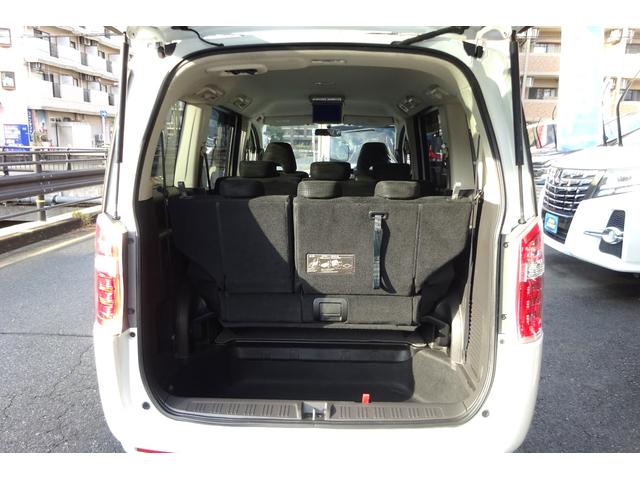 ステップワゴン Ｇ　インターナビＥセレクション　ＨＤＤインターナビ　地デジ　Ｂカメラ　後席モニター　クルーズコントロール　アイドリングストップ　ＵＳＢポート　純正カーテン　８人乗り　両側自動ドア　全国対応２年保証（10枚目）