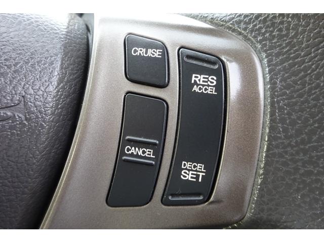 ステップワゴン Ｇ　インターナビＥセレクション　ＨＤＤインターナビ　地デジ　Ｂカメラ　後席モニター　クルーズコントロール　アイドリングストップ　ＵＳＢポート　８人乗り　ＨＩＤライト　ＥＴＣ　両側自動ドア　全国対応２年保証（18枚目）