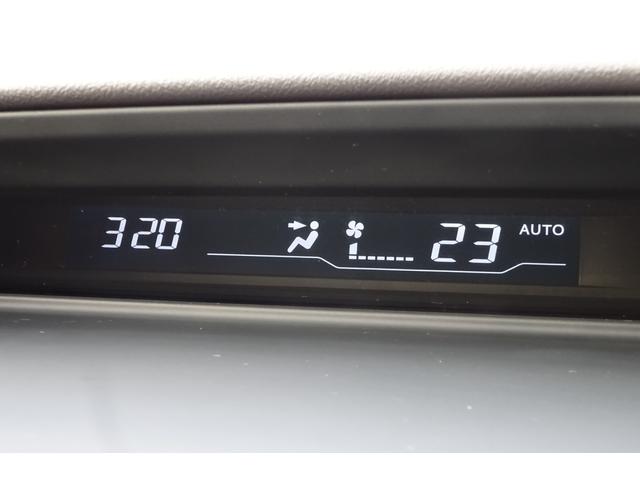 ステップワゴン Ｇ　インターナビＥセレクション　ＨＤＤインターナビ　地デジ　Ｂカメラ　後席モニター　クルーズコントロール　アイドリングストップ　ＵＳＢポート　８人乗り　ＨＩＤライト　ＥＴＣ　両側自動ドア　全国対応２年保証（21枚目）