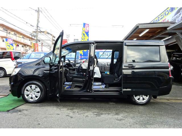 ステップワゴン Ｇ　コンフォートセレクション　９型ＳＤナビ　地デジ　Ｂカメラ　クルーズコントロール　スマートキー　アイドリングストップ　ＨＩＤライト　ＥＴＣ　８人乗り　両側自動ドア　全国対応２年保証（4枚目）